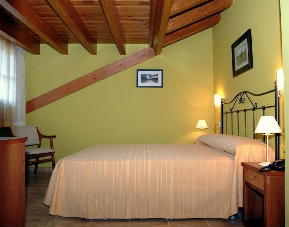 Hostal Europa San Roque del Acebal Eksteriør billede