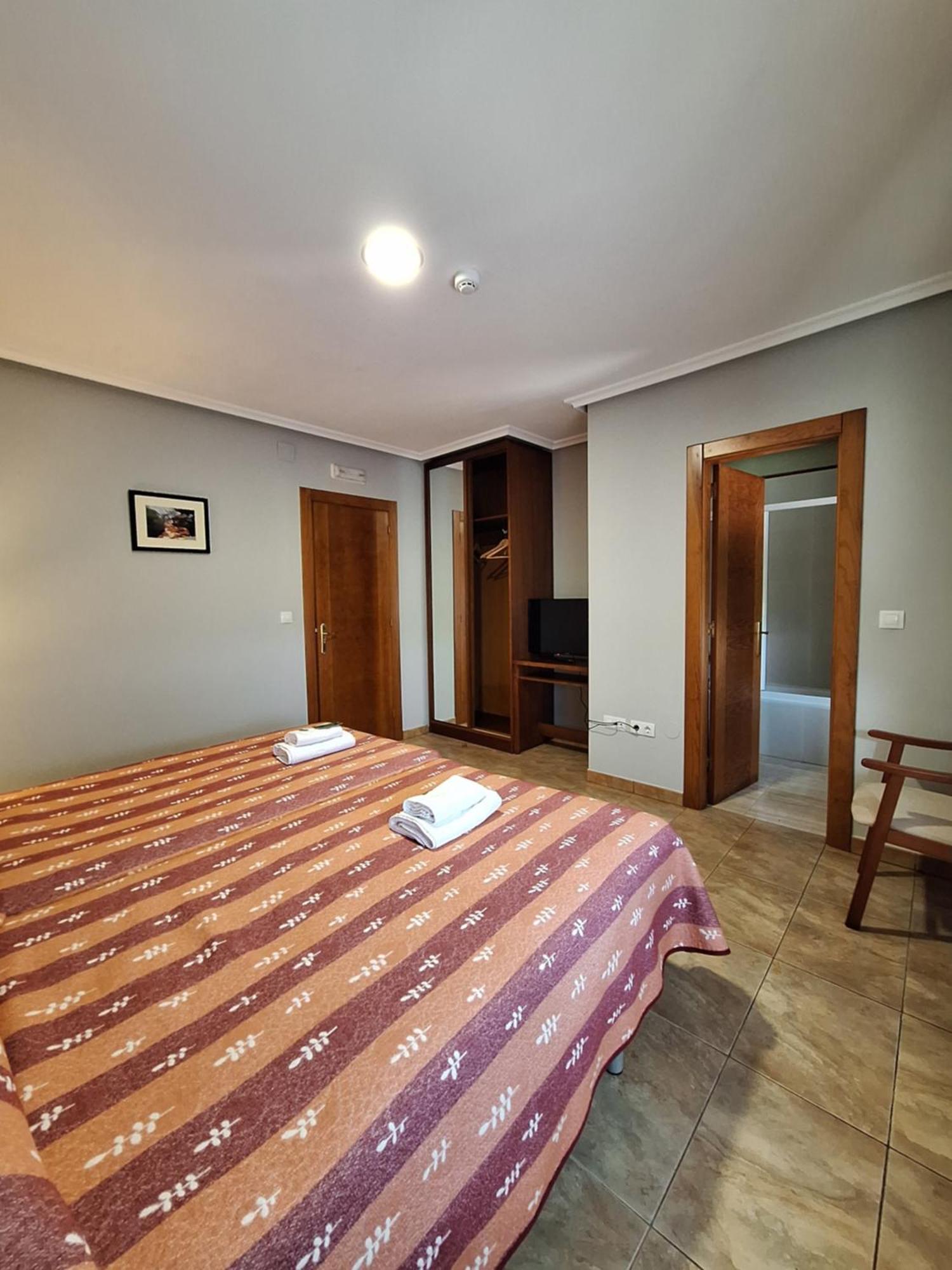 Hostal Europa San Roque del Acebal Eksteriør billede