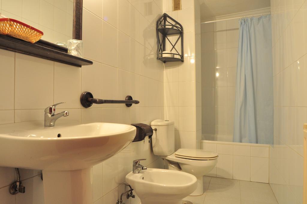 Hostal Europa San Roque del Acebal Eksteriør billede
