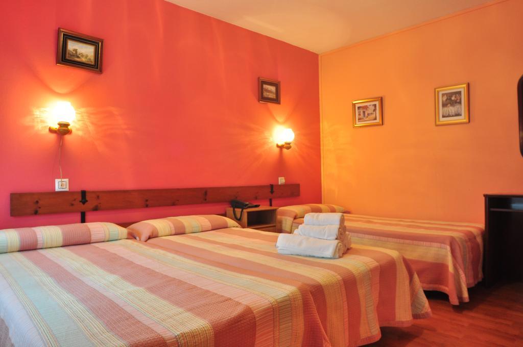 Hostal Europa San Roque del Acebal Eksteriør billede
