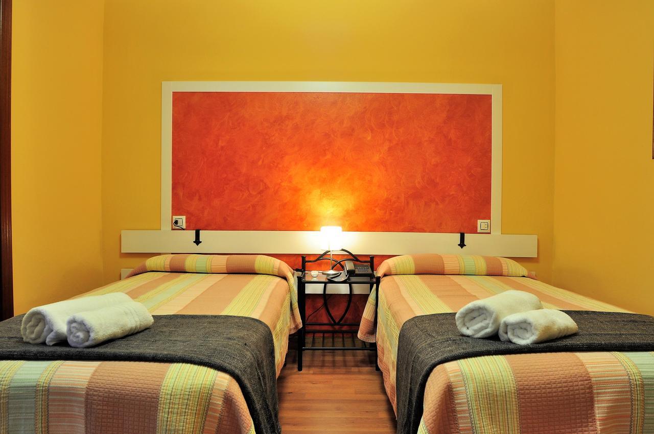 Hostal Europa San Roque del Acebal Eksteriør billede